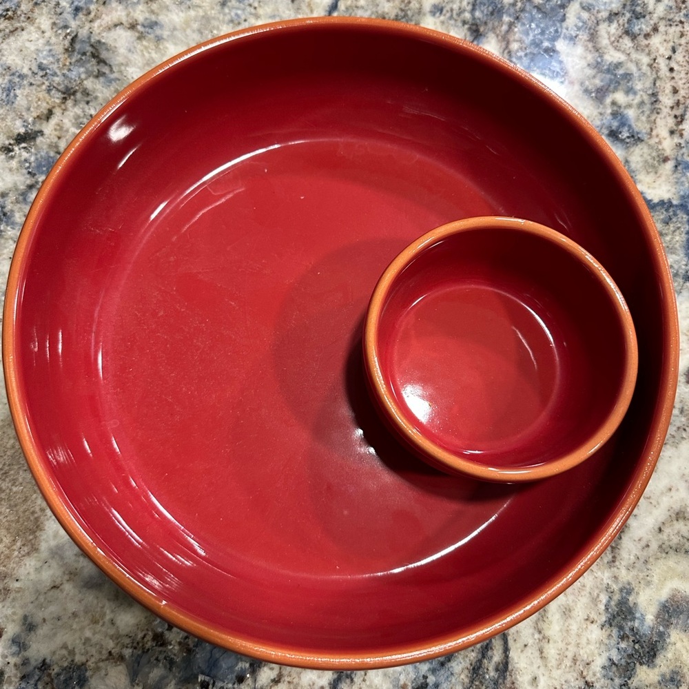 Southern Living Red Serveware Dining Set